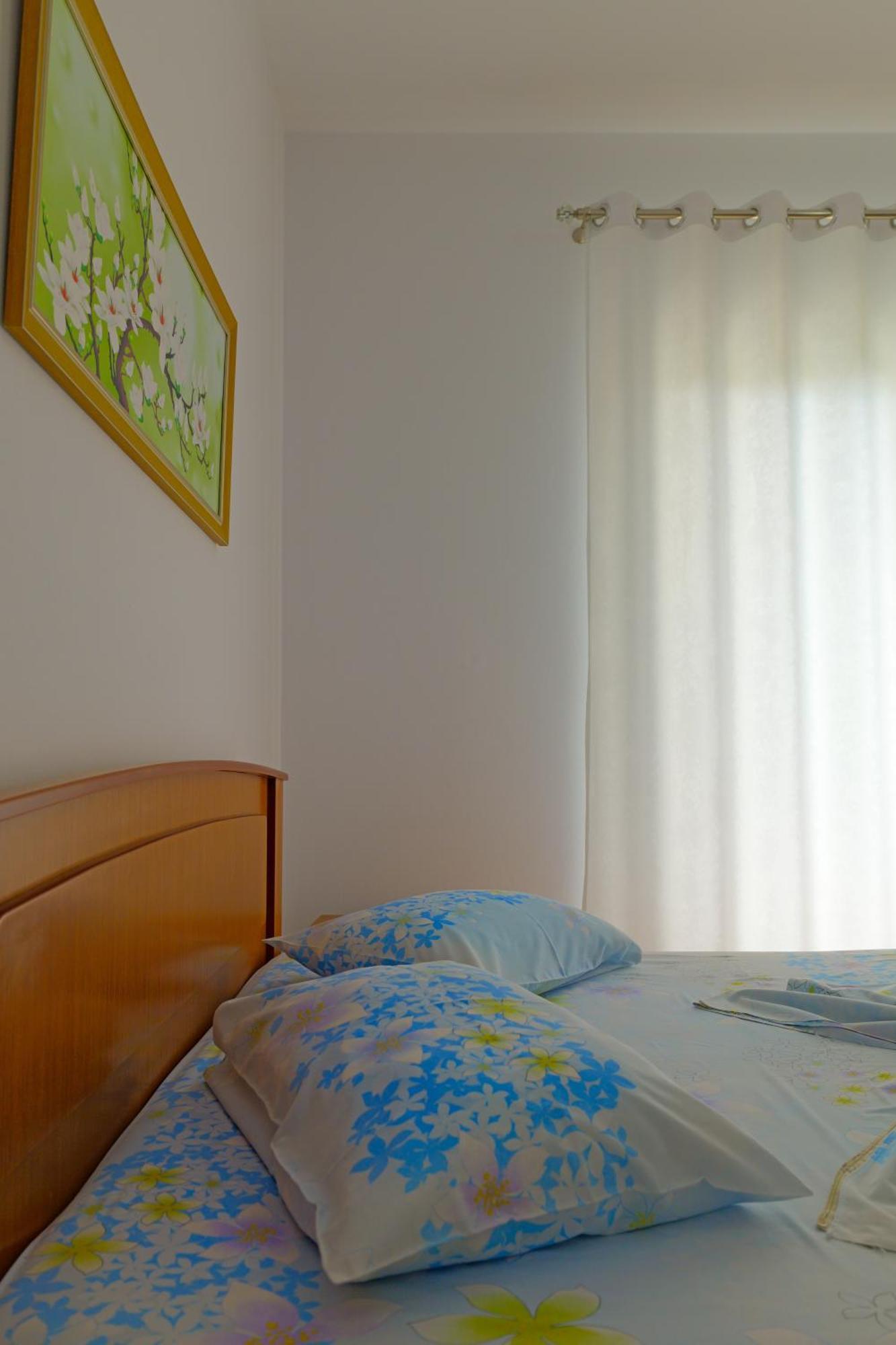 סרנדה Vila Marina Apartments מראה חיצוני תמונה