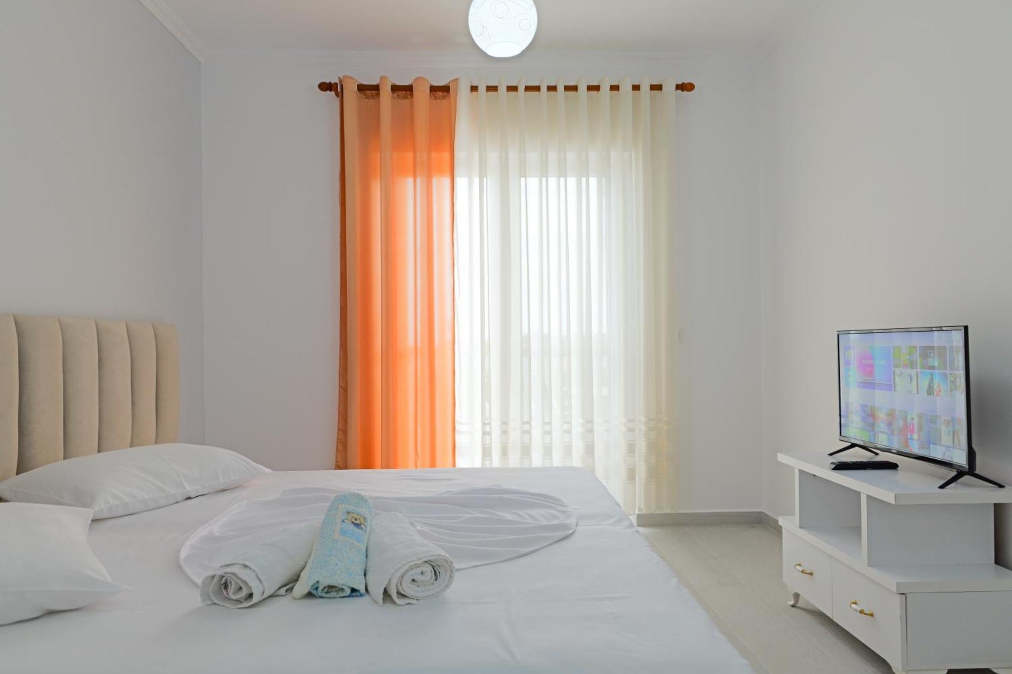 סרנדה Vila Marina Apartments מראה חיצוני תמונה