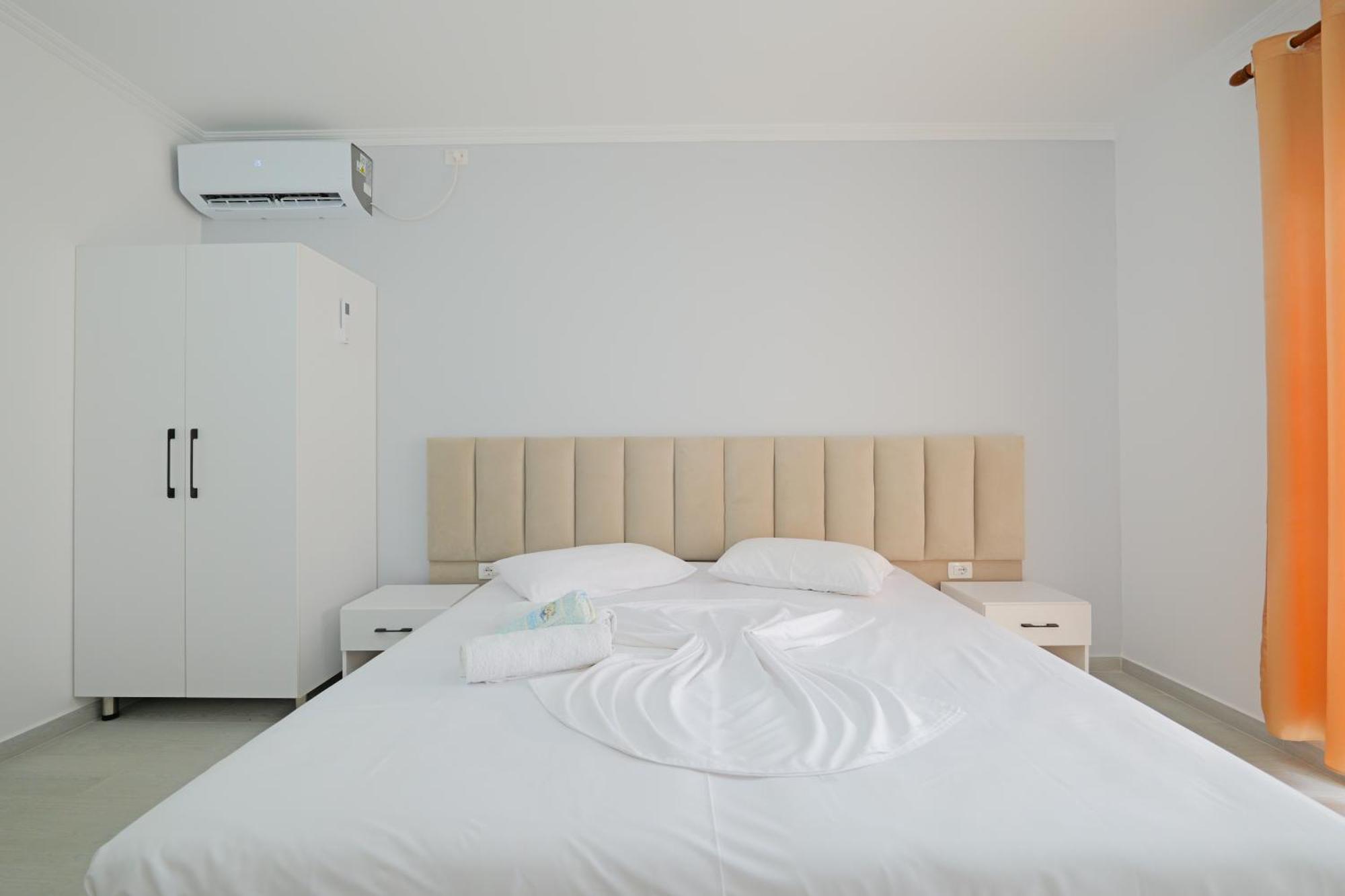 סרנדה Vila Marina Apartments מראה חיצוני תמונה
